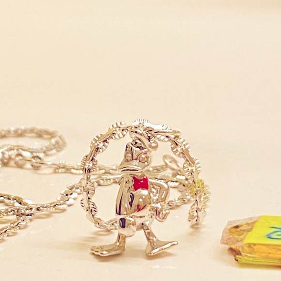 💰SOLD💰Coach x Disney Donald Duck Necklace - Picture 4 of 11